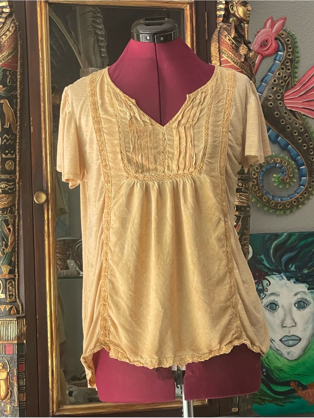 Knox Rose Light Carmel Colored Short-Sleeve Pintuck Lace Yoke Top